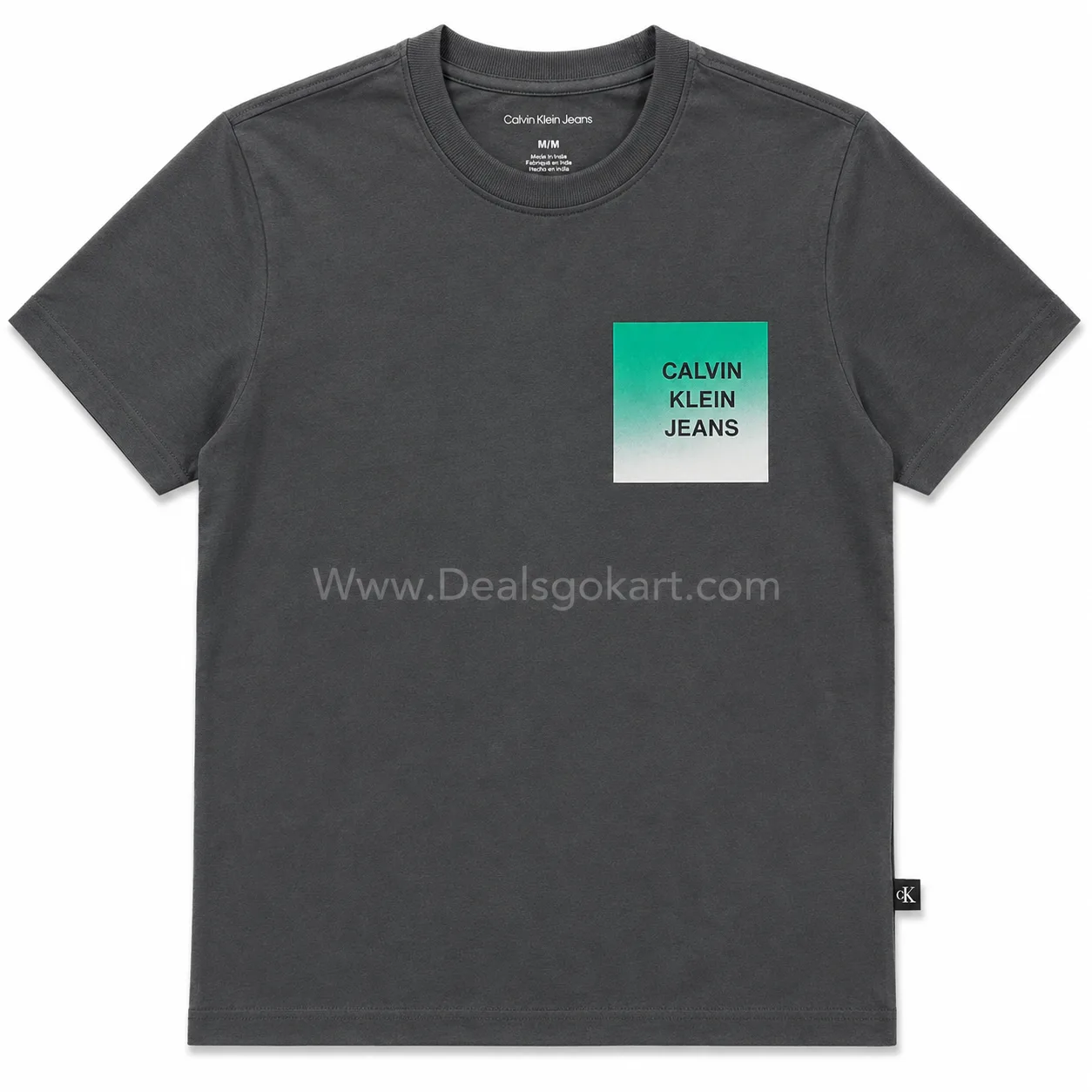 Branded Tshirt for men size only M  (8/12)