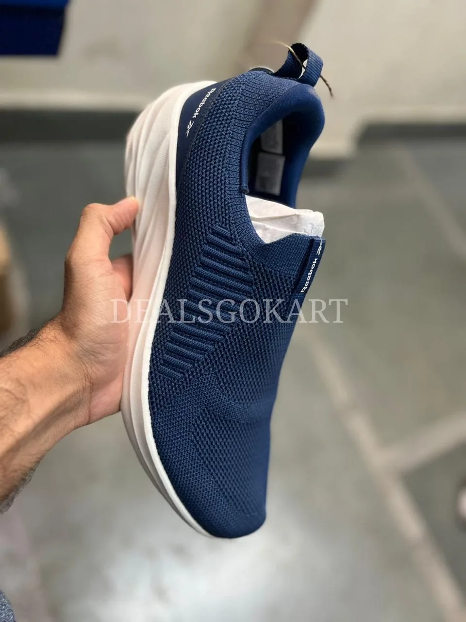 100% ORIGINAL REEBOK ORIGINAL SHOES (6/12)