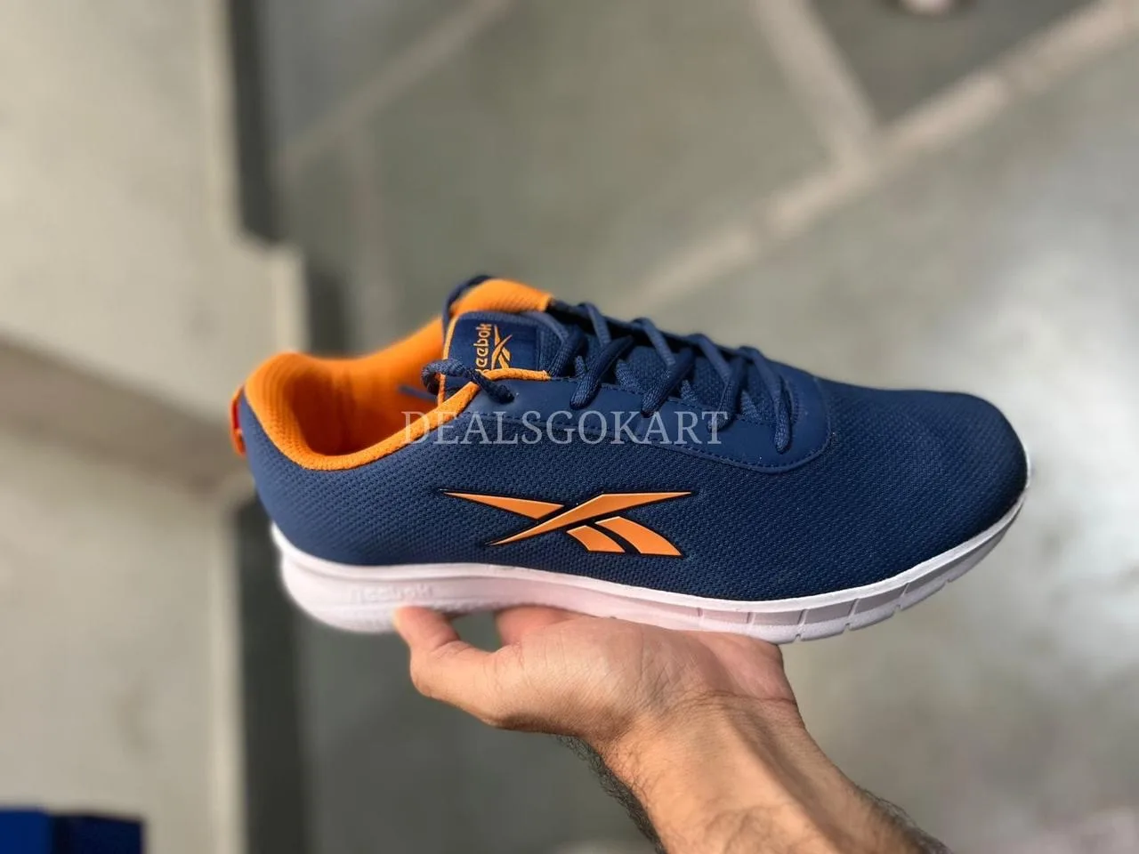 100% ORIGINAL REEBOK ORIGINAL SHOES (8/12)