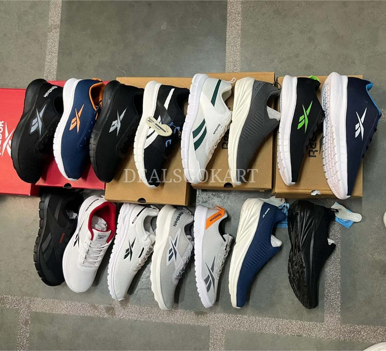 100% ORIGINAL REEBOK ORIGINAL SHOES (2/12)
