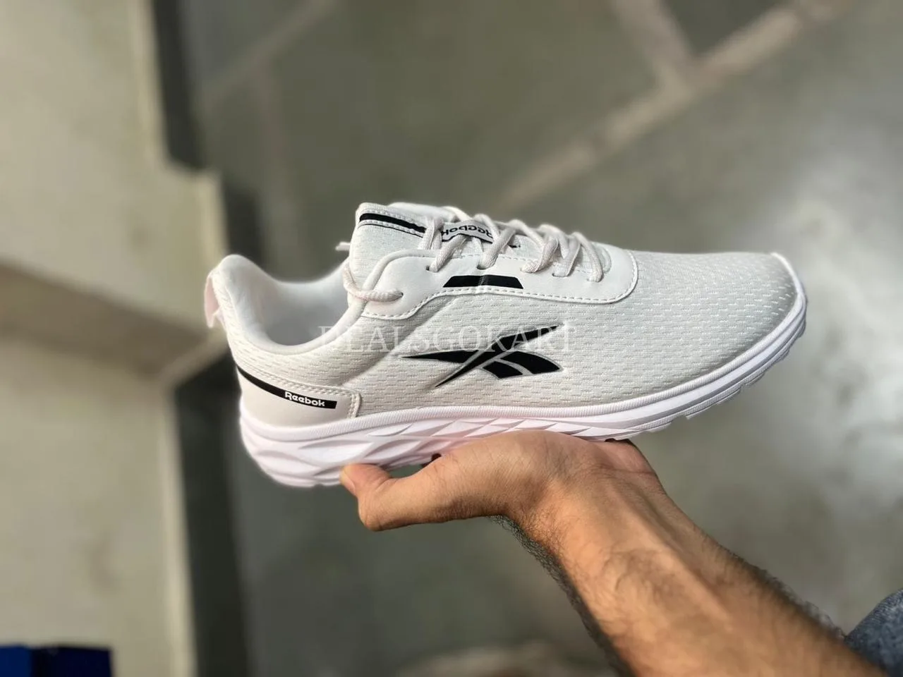 100% ORIGINAL REEBOK ORIGINAL SHOES (5/12)