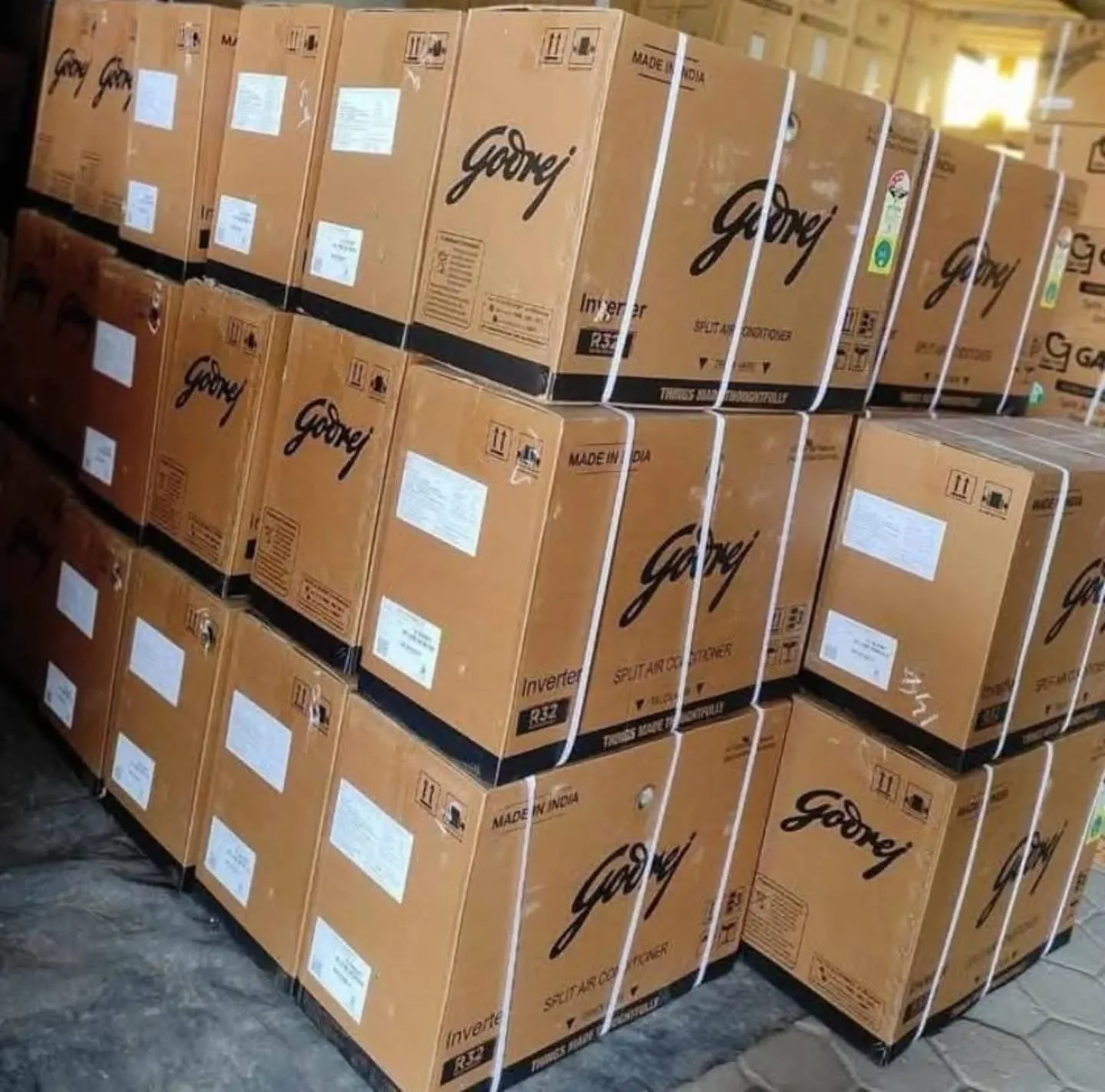 100% Original Split Inverter Air Conditioners Product Lot - Mix Brands - Lot ( BLR )