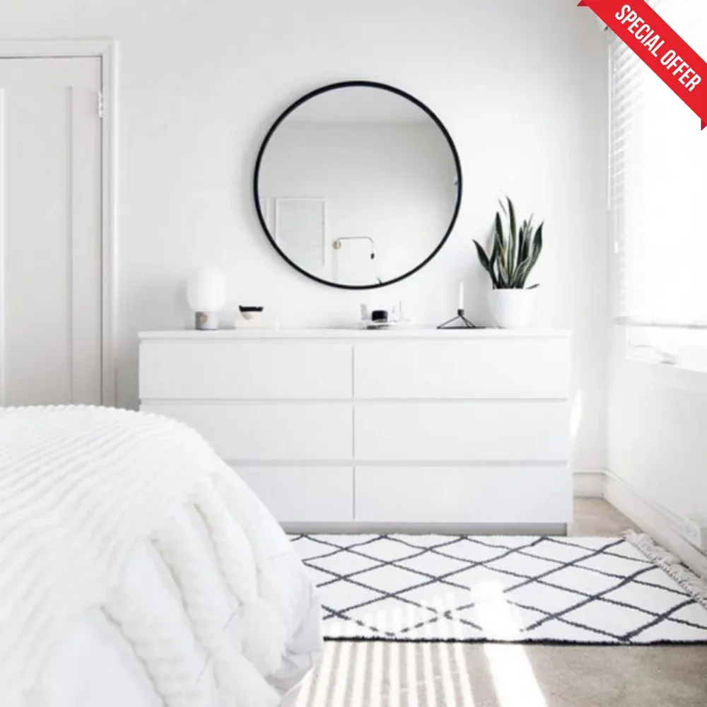 Black Round Mirror in Metal Frame